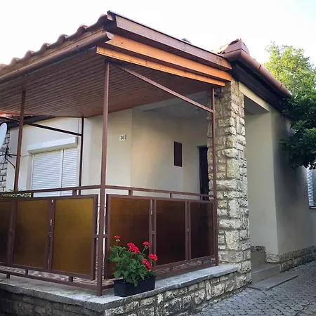 In - Balaton 18585 Casa de Férias *