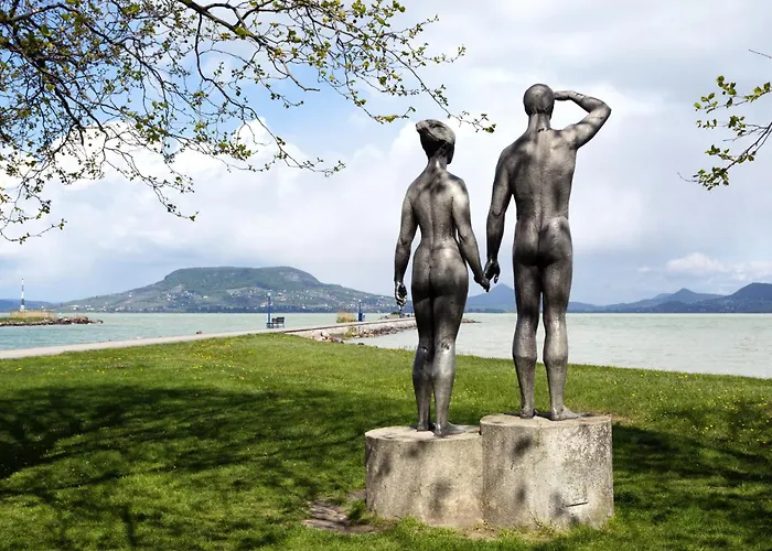 In - Balaton 18585 * Fonyód